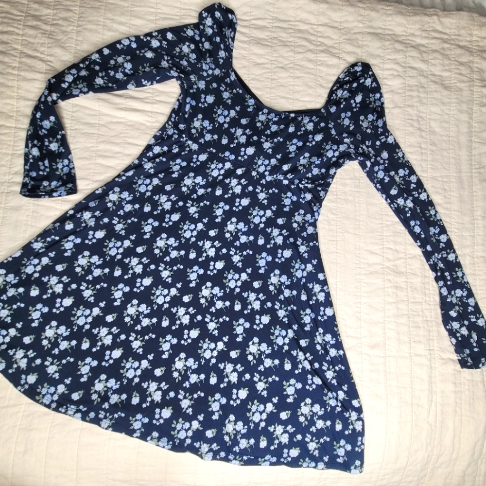 Hollister Knit Wrap Dress floral dress medium